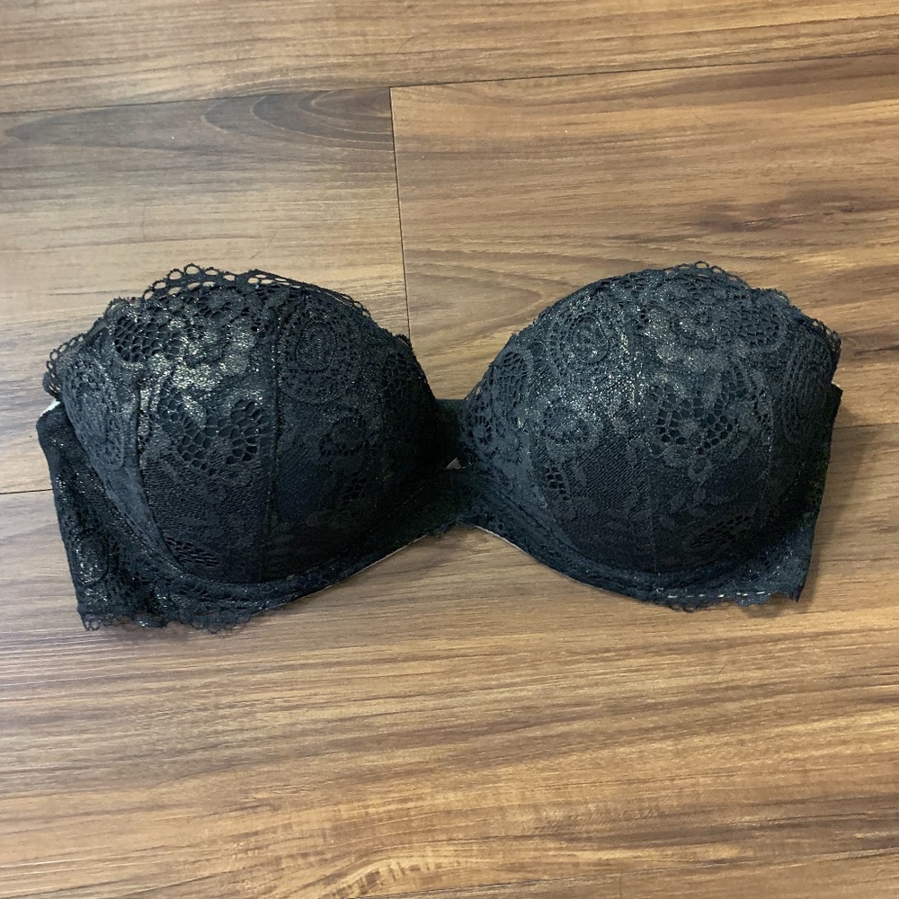 Black Lace Victorias Secret Halter Bra 32D